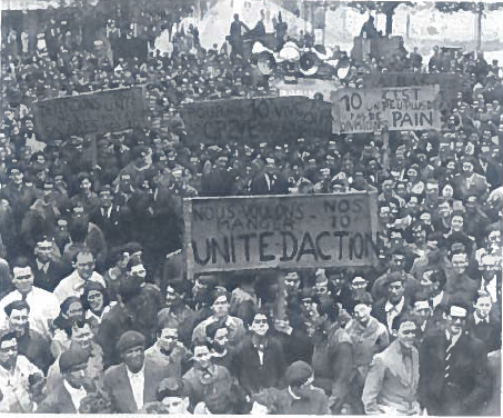 Pirmaisiaisi pokario metais Vakarų Europos šalyse buvo daug socialinių problemų. Nuotraukoje - darbininkų demonstracija Prancūzijoje 1947 m.