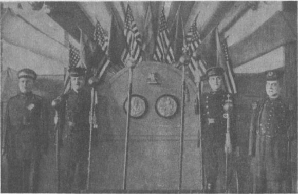 Amerikos lietuvių karių uniformos dr. Al. M. Račkaus muziejuje.